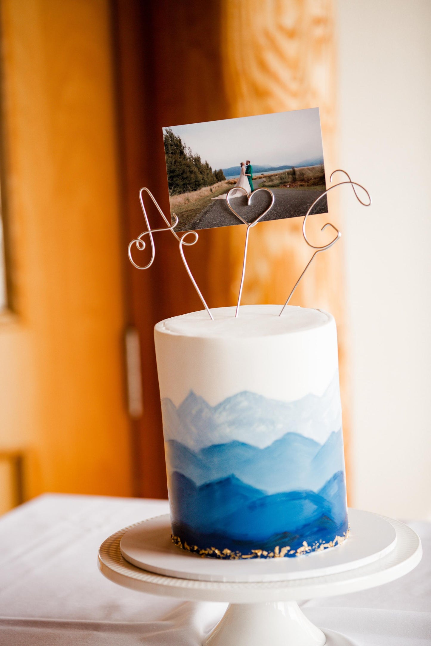 Custom Couple Initials Cake Topper with Heart Photo Holder – Personalized Wire Wedding Topper