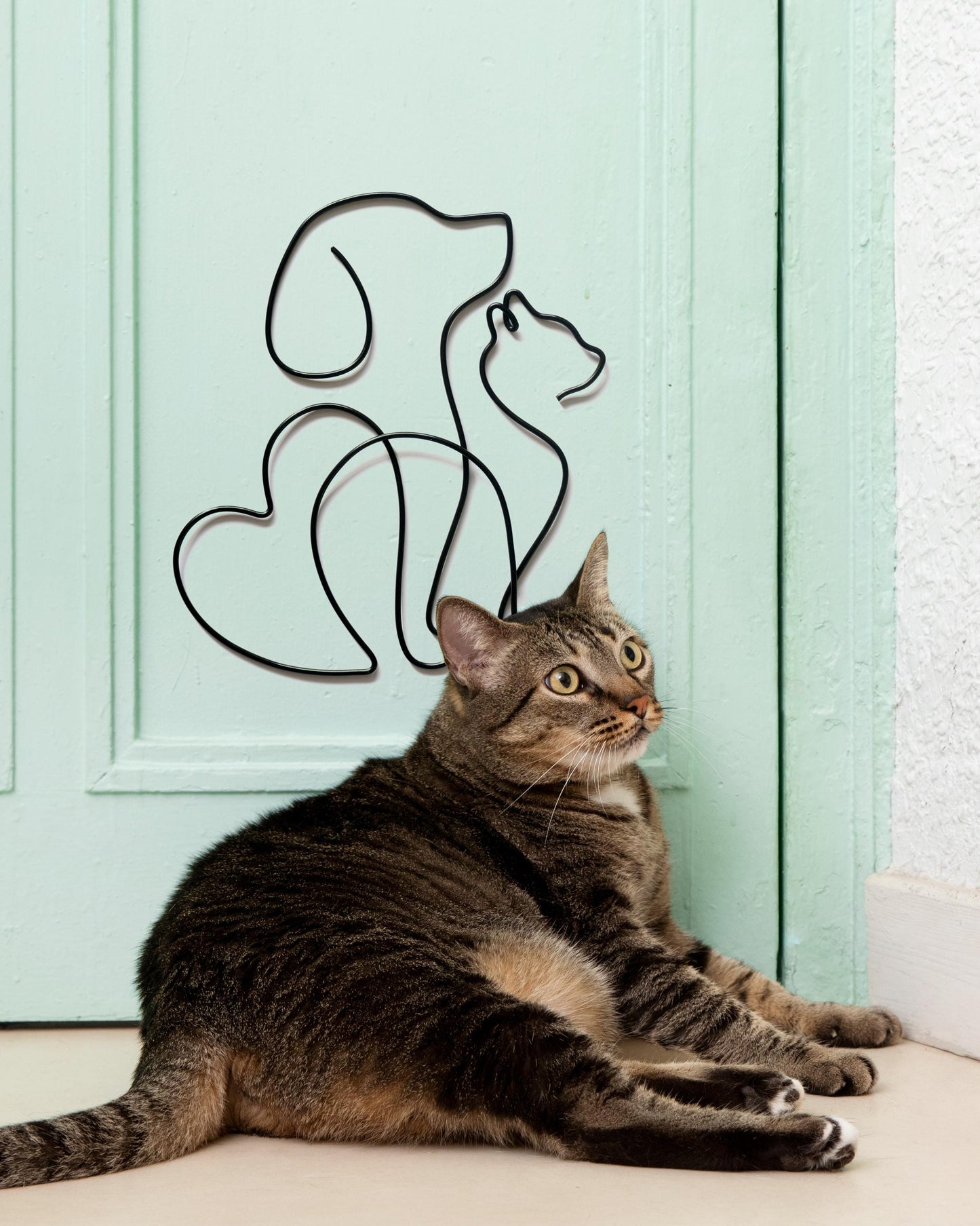 Cat & Dog Silhouette Wire Wall Art – Minimalist Pet Decor for Home & Gift