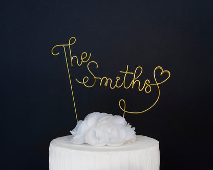 Custom Surname Wedding Cake Topper with Polaroid Photo Holder – Personalized Wire Cake Decoration – Handmade Wedding Keepsake Gift