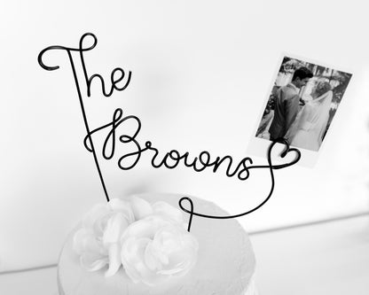 Custom Surname Wedding Cake Topper with Polaroid Photo Holder – Personalized Wire Cake Decoration – Handmade Wedding Keepsake Gift
