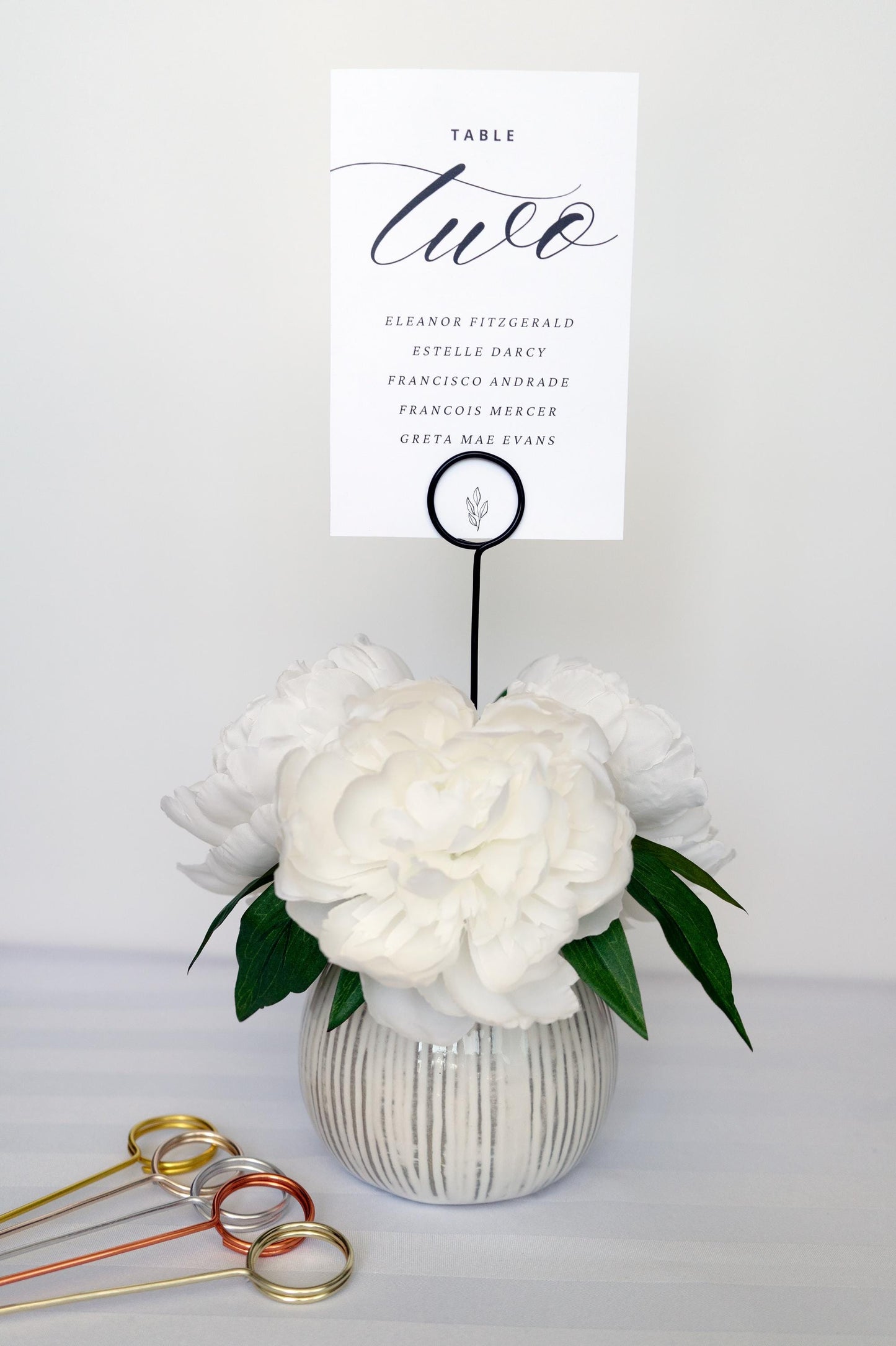 Minimalist Wire Table Number Holder on Stick – Modern Wedding Table Decor